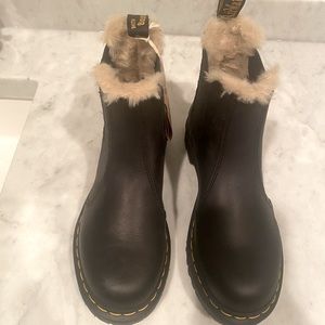 Dr Martens Chelsea Boots